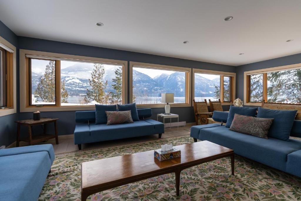 The Sentinel Hotel Kaslo Exterior photo